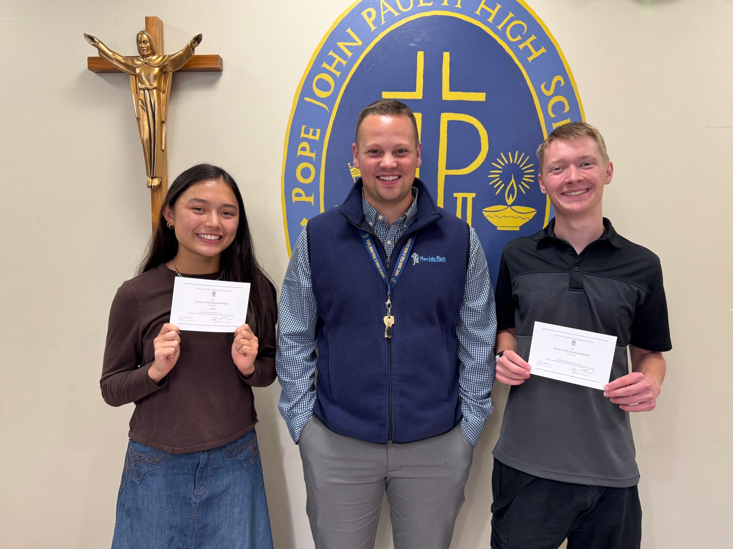 Commended scholars at pose with JPII's Principal.